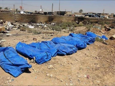 قوات النظام تكشف عن مقبرتين جماعيتين بالقرب من الميادين شرقي دير الزور!!