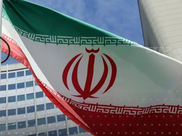 إيران تؤكد ألا تراجع عن الخطوط الحمراء وتهدد بإنهاء المفاوضات
