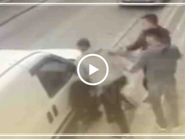 أتراك يعتدون بوحشية على مراهق سوري بهدف سرقته (فيديو)
