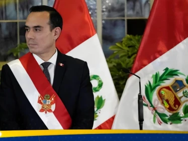 الانتقال من الدفاع إلى الهجوم.. رئيس البيرو يعلن حالة الطوارئ في البلاد - وكالة ستيب نيوز