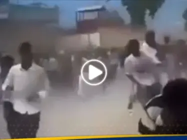 مظاهرات في مقديشو.. والرئيس الصومالي المنتهي ولايته يواجه الغضب الشعبي بالرصاص الحي (فيديو) - وكالة ستيب نيوز
