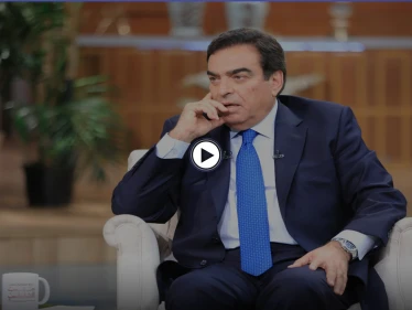 بالفيديو|| وزير الإعلام اللبناني جورج قرداحي يقع فريسة الخداع.. ويتكلم عن بشار الأسد