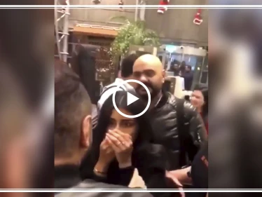 بالفيديو|| هكذا كانت ردة فعل فتاة كويتية أثناء لقاءها بالفنان تامر حسني!