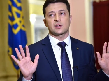 الرئيس الأوكراني ينذر بحرب مع موسكو ونظيره البيلاروسي يكشف عن اتفاق مع ألمانيا حول اللاجئين