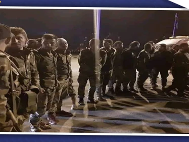 بذريعة "المرونة بإدارة المعركة".. هكذا برر الجيش الوطني تسليمه أسرى النظام السوري دون مقابل