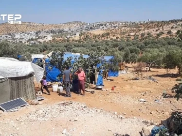 شاهد معاناة النازحين من ريفي حماة و إدلب الذين هربوا مع اشتداد قوة المعارك