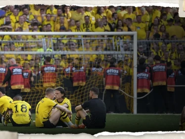 شاهد.. الحزن يسيطر على لاعبي بروسيا دورتموند وفرحة بايرن ميونخ عقب حسم لقب الدوري الألماني
