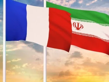 وزير الخارجية الفرنسي يطالب نظيره الإيراني بتبني هذا الأمر