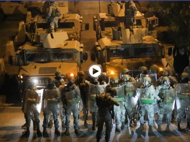 بالفيديو|| اشتباكات عنيفة في بعلبك بين "آل زعيتر" و"آل المقداد" بالقذائف الصاروخية والرشاشات والجيش يتدخل