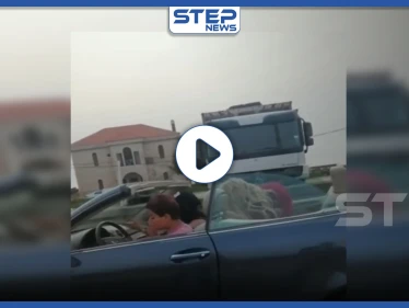 شاهد بالفيديو|| السلطات للبنانية تقبض على فتيات بسبب ممارسات "لا أخلاقية" بسيارة "مرسيدس" في الشارع العام