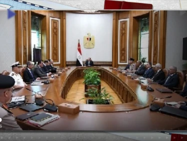 تحركات عاجلة في مصر بعد اجتماع السيسي مع الجيش.. ومسؤول يتوجه نحو حدود فلسطين