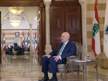 بالفيديو|| وزير داخلية لبنان يكشف تفاصيل حل الأزمة مع السعودية.. ويتعهد بتنفيذ جميع طلبات الرياض