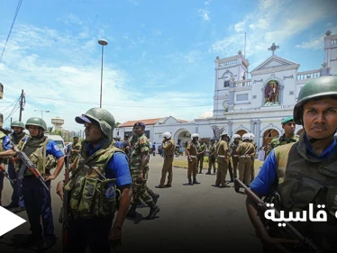 شاهد|| الجيش السريلانكي يجبر مسلمين على الركوع في الشارع.. والسلطات تتخذ خطوة "نادرة"