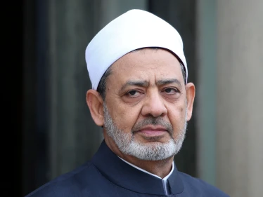 شيخ الأزهر يرفض هوس التحول الجنسي "دون ضرورة طبية"
