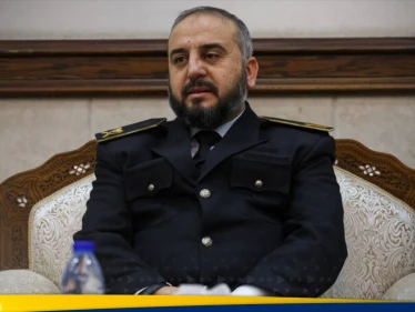 دمشق تحذر: وزارة الدفاع السورية لن تسمح بوجود قوى خارج سلطتها