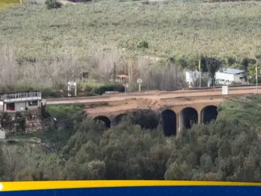 إسرائيل تدمر آخر جسر يربط جنوب لبنان ببقية البلاد - وكالة ستيب نيوز