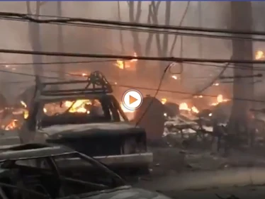 بالفيديو|| حريق هائل يجتاح ولاية كاليفورنيا يدمّر بلدة تاريخية ويحوّلها لوادٍ من جحيم
