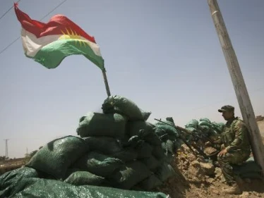 مقتل 12 شخصاً بينهم مدنيون ومقاتلون أكراد في هجوم لداعش شمال العراق.. ووزارة البيشمركه تعلق