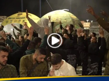 بالفيديو || ردة فعل جنود لواء غولاني بعد انسحابهم من غزة