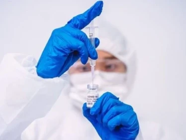 روسيا تُعلن تسجيل لقاح ثالث مضاد لفيروس كورونا