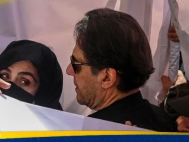 بعد الحكم عليه.. ماذا تعرف عن زوجات عمران خان الثلاث والأحكام الصادرة بحقه؟