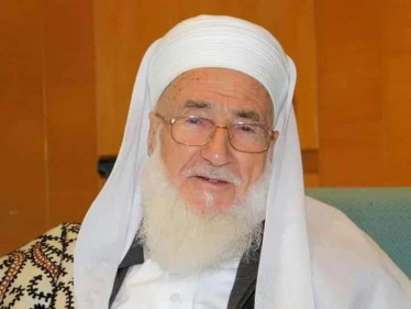 ‏وصف بشار الأسد بـ"مسيلمة الكذاب".. وفاة العلامة الشيخ محمد علي الصابوني عن عمر يناهز 91 عاماً