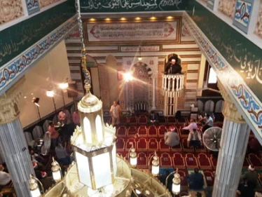 "ذاهبون لجهنّم كما بشّرتنا".. مفتي جمهورية دولة عربية يوجّه رسالةً لرئيسه عبر "خطبة الجمعة"