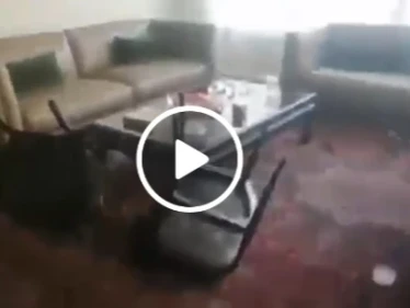 بالفيديو|| لحظة اقتحام منزل النائب اللبناني طارق المرعبي والعثور على أسلحة.. ومسن لبناني يروي قصة انفجار عكار