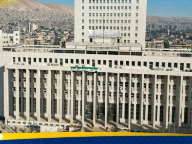 حاكم مصرف سوريا المركزي: إلغاء “قانون قيصر” يمهّد لإعادة دمج سوريا بالنظام المالي الدولي - وكالة ستيب نيوز