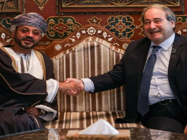 وزير خارجية سلطنة عمان يصل دمشق.. وهذا ما قاله لدى وصوله