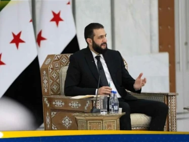 أحمد الشرع يكشف عن اتفاق جرى مع روسيا قبل إسقاط نظام الأسد
