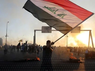 العراق.. الكاظمي يحذر والصدر يحدد شرطاً لتوقيع اتفاقية خلال 72 ساعة