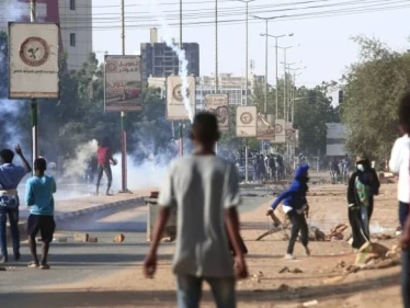 مقتل متظاهرين اثنين برصاص الجيش السوداني في "مليونية السبت"