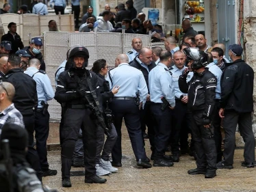 بعد عملية القدس.. سيناريوهات تستعد لها إسرائيل وقوات خاصة تقتحم مخيم الشعفاط (فيديو)