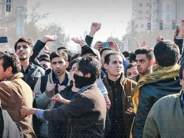 احتجاجات طهران تتصاعد لليوم الثاني وسط تفاقم الأزمة الاقتصادية وارتفاع الأسعار - وكالة ستيب نيوز