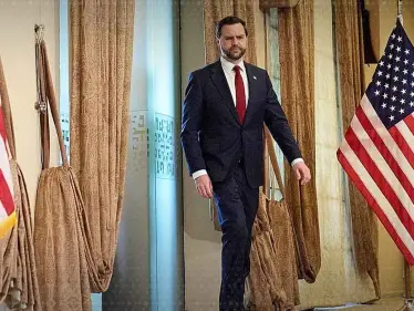 بعد الحصار الأمريكي لموانئ إيران… تحركات عاجلة لإحياء مفاوضات واشنطن وطهران - وكالة ستيب نيوز