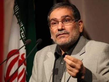 في خطوة مُفاجئة.. مسؤول إيراني كبير يوجه رسالة لدول المنطقة باللغة العبرية