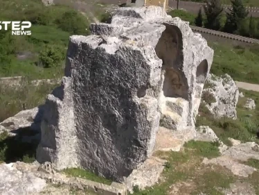 شاهد معالم قلعة بداما الأثرية في ريف جسر الشغور الغربي