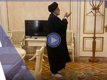 شاهد الرئيس الإيراني يصلي "العشاء" في قصر بوتين والأخير يكشف قلقاً بسبب دولة مسلمة