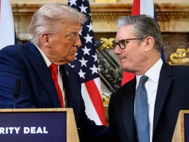 بعد سخرية ترامب من ستارمر.. اتصال عاجل يبحث الحرب في الشرق الأوسط - وكالة ستيب نيوز