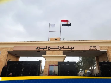 مصر ترد على تقارير تحصيل رسوم إضافية للراغبين بالخروج من غزة