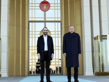 أردوغان يوقع اتفاقيات هامة مع رئيس السلفادور والأخير يشير إلى البيتكوين