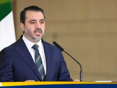 ما فعله إعلامي سوري مع زوجته يدفع الشيباني للتدخل
