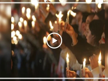 على أنغام "موطني".. مدينة صور اللبنانية تضيء شموع الحرية (فيديو)