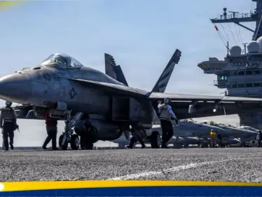 شاهد|| المدمرة فرانك بيترسون تجري تدريبا في بحر العرب - وكالة ستيب نيوز