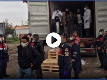 بالفيديو|| تركيا تضبط 100 شخص داخل حاويات معدة للتصدير لأوروبا عبر ميناء أزمير