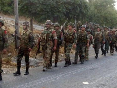 الأسد يسوق دفعة جديدة من منشقي درعا للتحقيق معهم، والتفاصيل ؟!