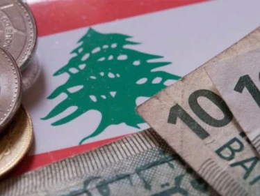 مجدداً.. هبوط قياسي لليرة اللبنانية أمام الدولار