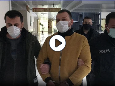 بالفيديو|| رجل تركي يعتدي على زوجته السابقة بطريقة وحشية ويركلها أمام المارّة.. السلطات تتدخل