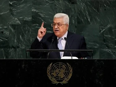 الرئيس الفلسطيني يحذّر من أمر ويدعو غوتيريش لطلب مؤتمر دولي عاجل